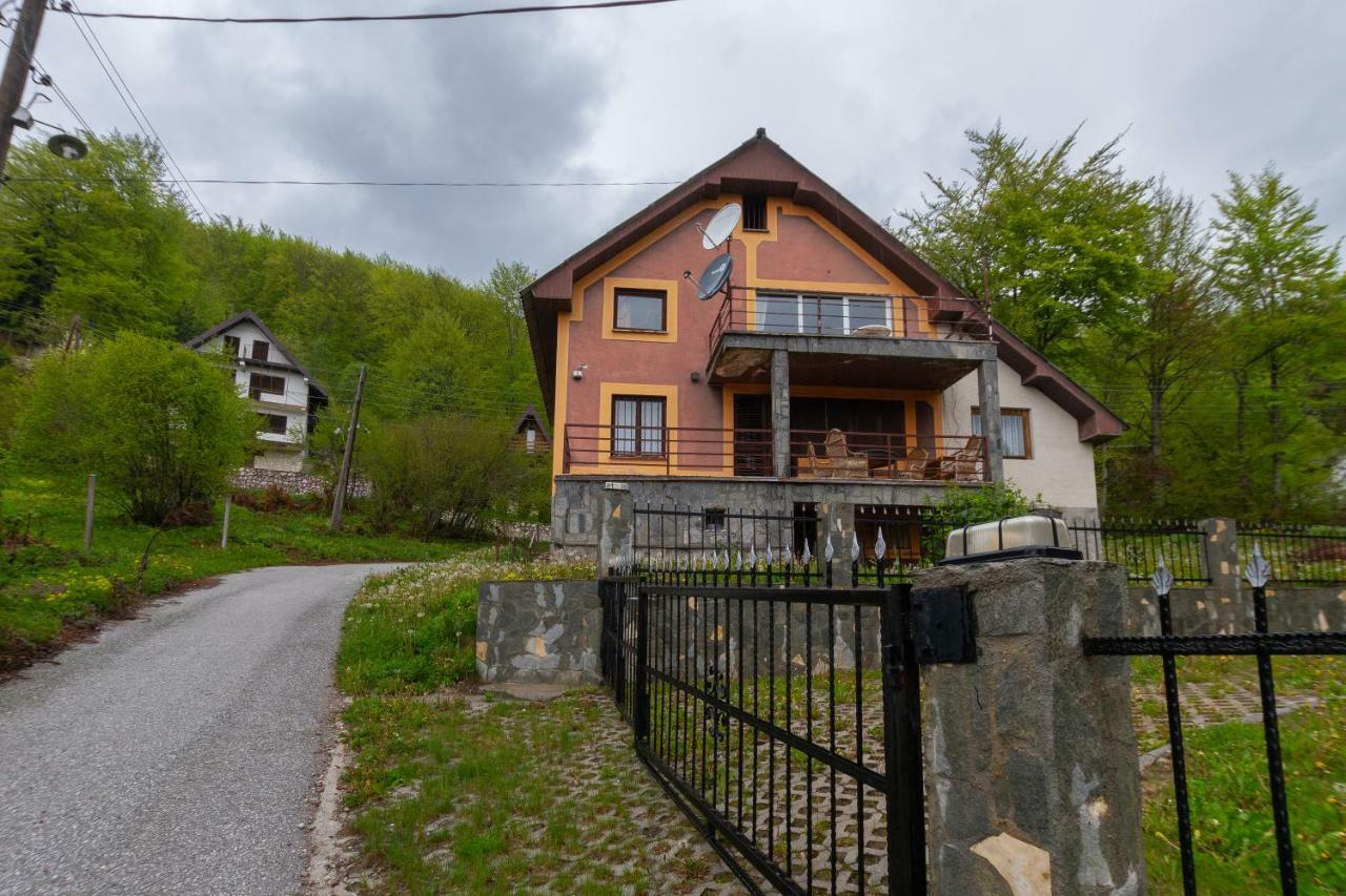 ǀ Villa Mavrovo ǀ Spacious ǀ Lake View ǀ Екстериор снимка